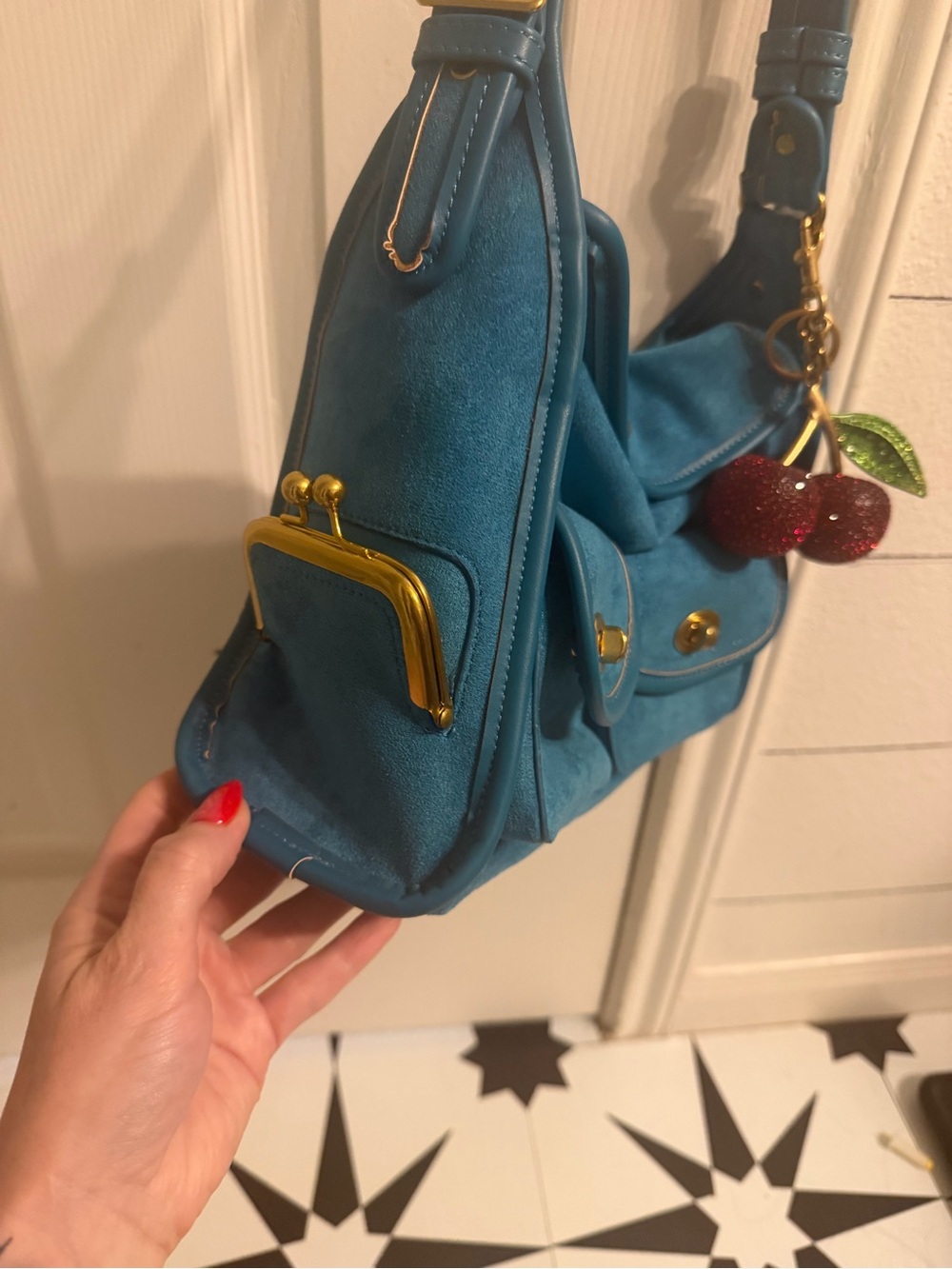 Vintage Y2K hobo style Blue suede bag - Picture 2 of 8